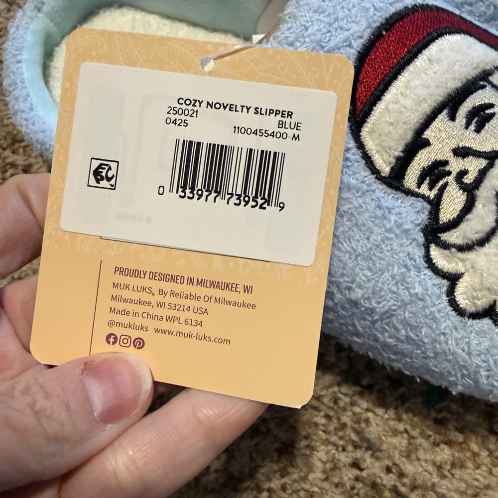 Muk Luks Christmas Light Blue Slippers Womens M 7-8 NWT - Picture 5 of 6
